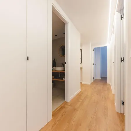 Bravissimo Devesa, 3 Bedrooms And Near The Parc Girona